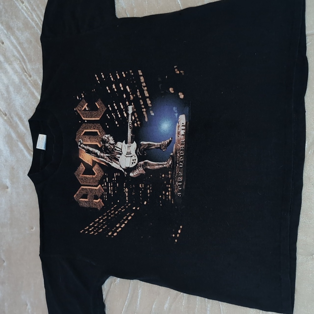 Vintage AC⚡DC Stiff Upper Lip Tour Tee Y2K Millennium 2000